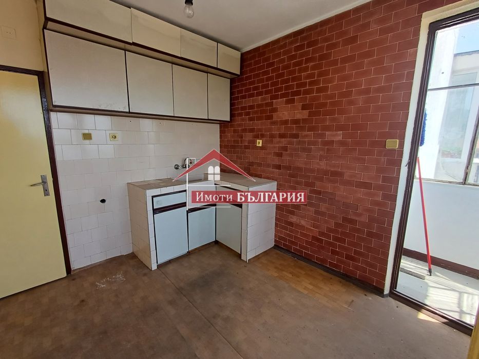 Продава се Четиристаен апартамент в Карлово - 78 кв.м за 818 €/кв.м - Снимка #6