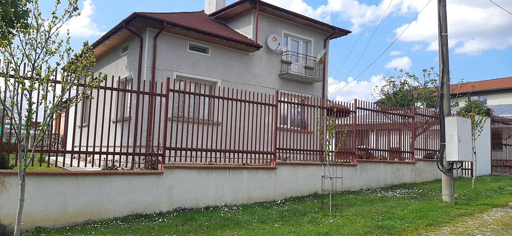 Продава се Къща в с. Нефела, Област Враца - 220 кв.м за 580 €/кв.м - Снимка #1