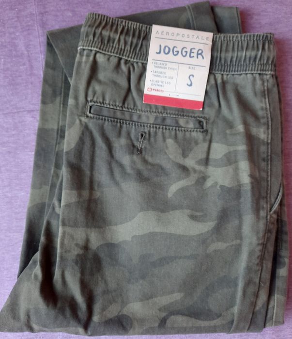 Мъжки панталон камуфлаж S