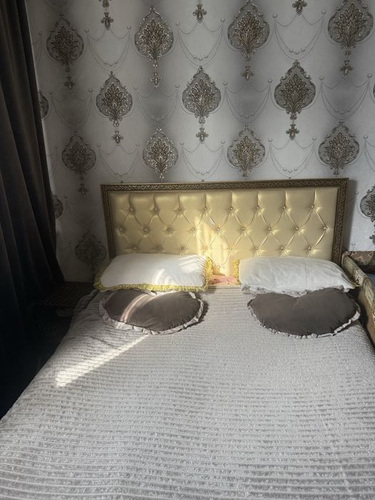 Кровать с ортопедическим матрасом