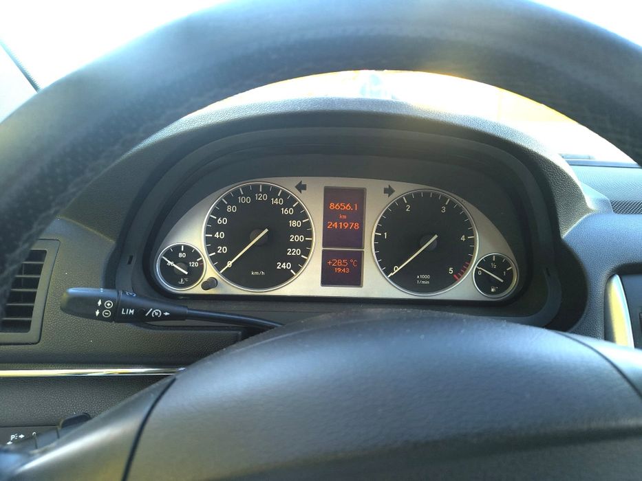 Mercedes B200 automat
