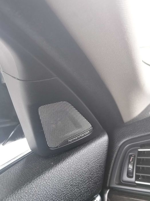 BMW Seria 5 F11 525d facelift (LCI) an 2014, motor 2.0 diesel – 218 CP