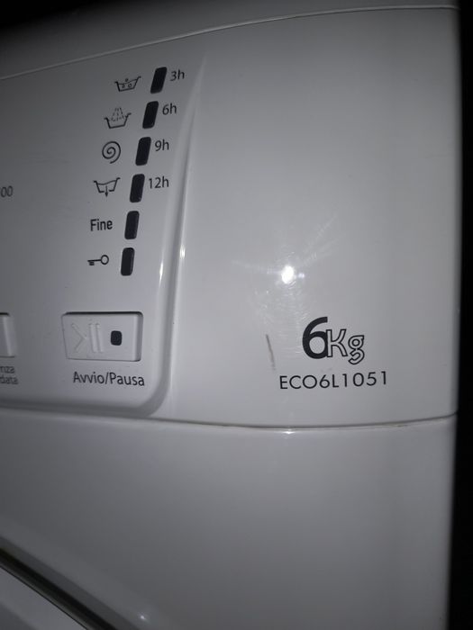 Пералня Ariston Hotpoint