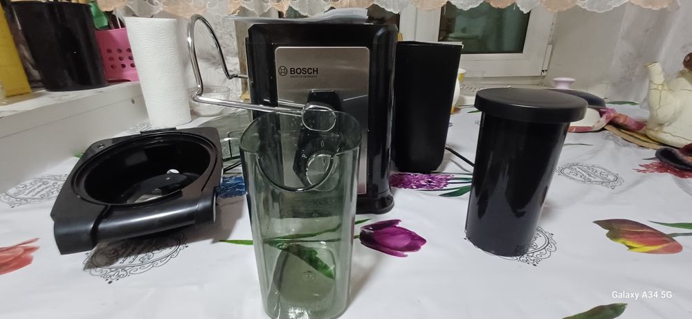 Продам соковыжималку