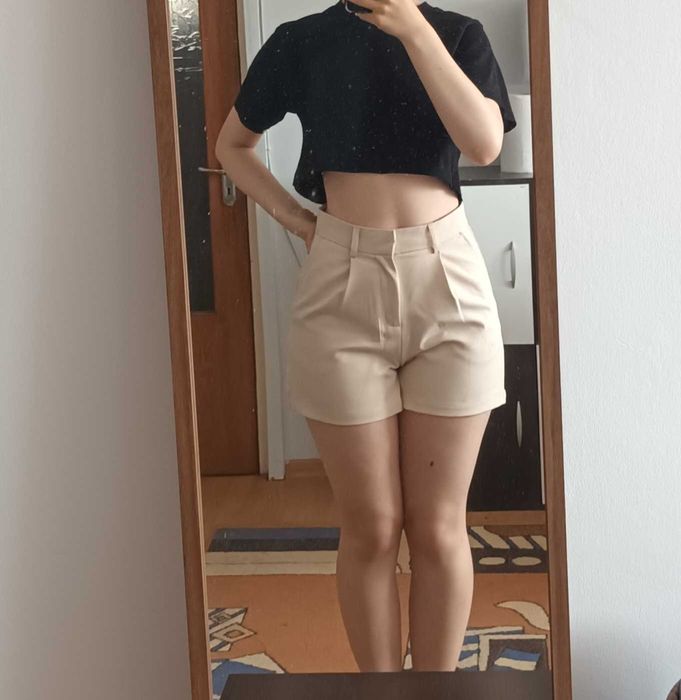 Pantaloni scurți Sinsay