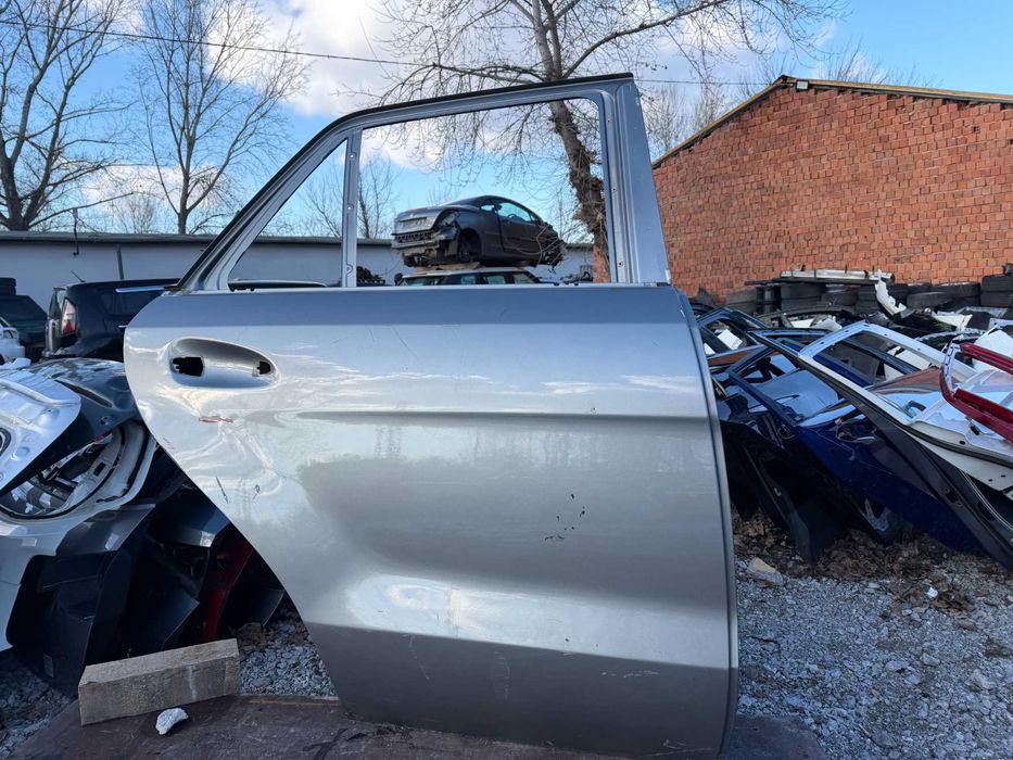 Врата Mercedes GLE W166