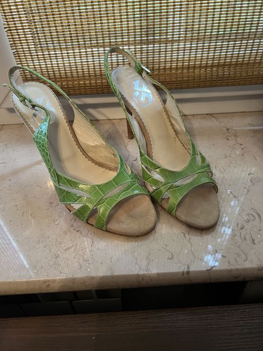 Обувь 38 или 39 размер