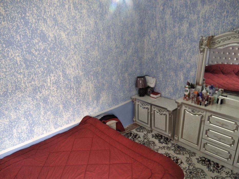 6 sutik uy sotiladi yashash uchun xama sharoitlari bor gaz,suv,svet