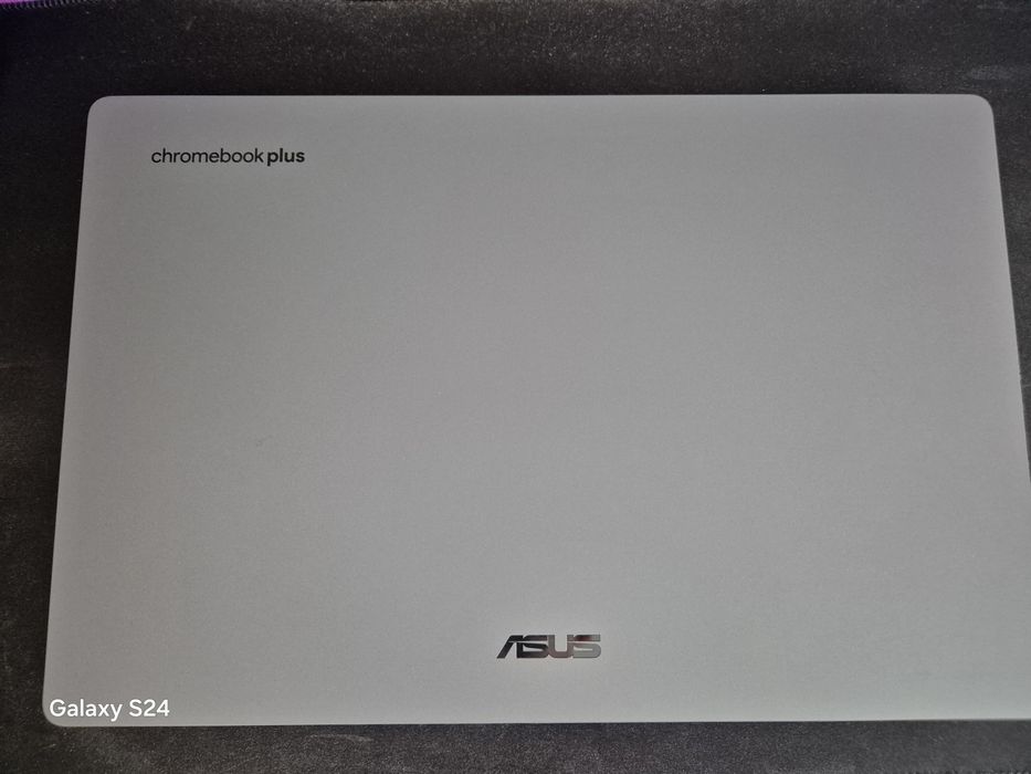 Laptop Asus chromebook plus CX1405CTA