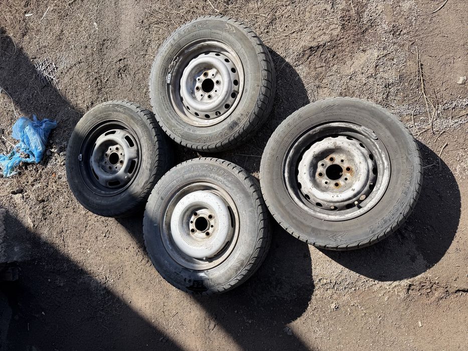 175/70/13 летние шины с дисками