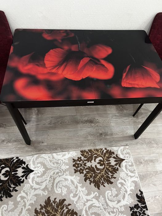 Продам стол кухоный