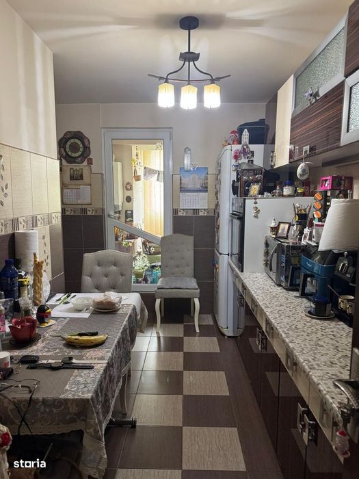 Apartament 4 camere etaj 2 ultracentral