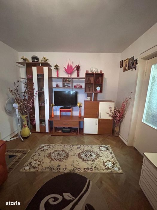 Apartament cu 2 camere - zona Garii