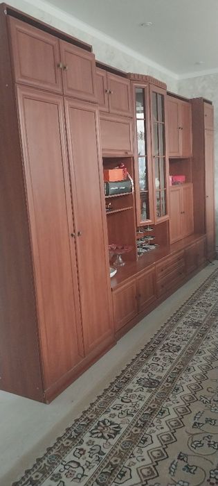 Стенный гарнитур