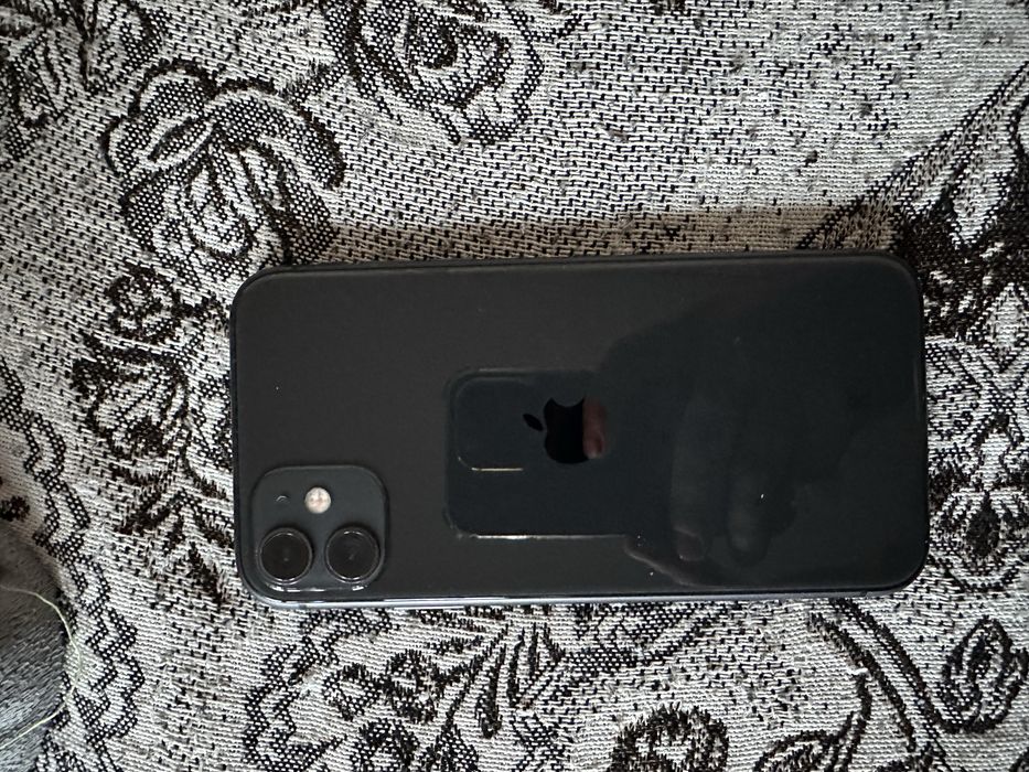 Iphone 11 на 128гб