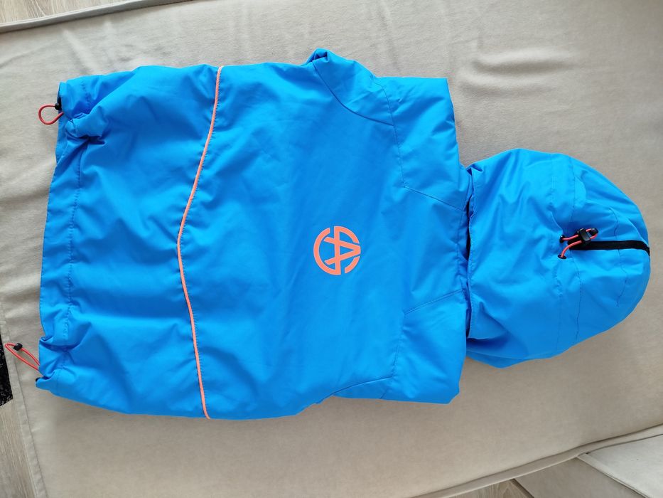 Демисезонная куртка