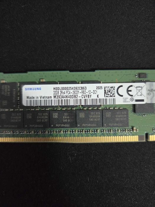 Samsung 32GB DDR4-2933 RDIMM M393A4K40CB2-CVFBY ECC Server Memory RAM