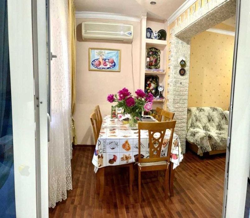 Юнусабад19 3/3/5 |Евроремонт  Не Торец| Зал, две спальни Балкон 2х6,4|