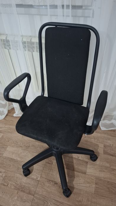 Кресло сатылады.