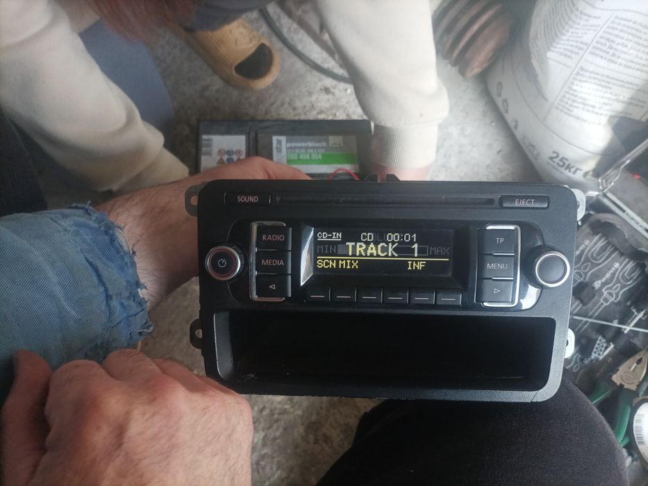 Радио и CD за VW