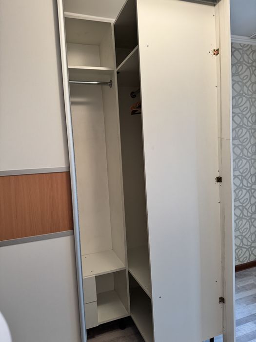 Шкаф купе, встроенный
