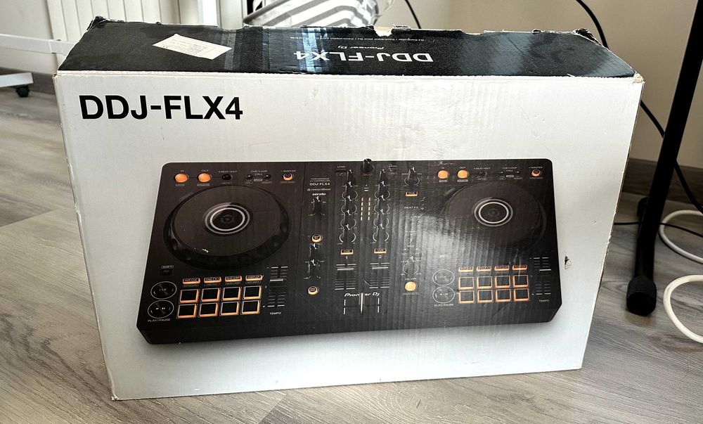 Pioneer DJ Controller DDJ-FLX4