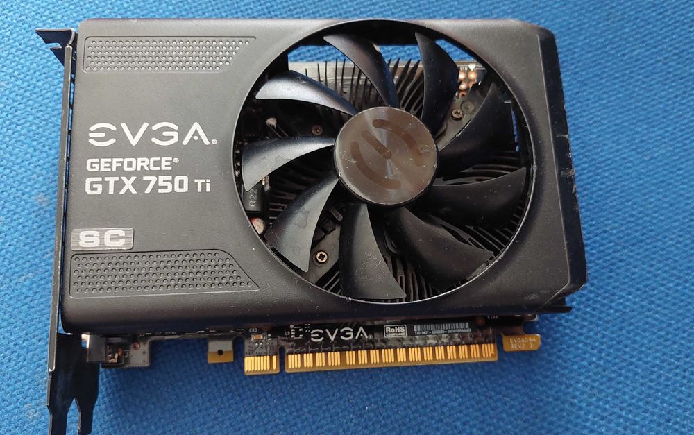 Placa video GTX 750 Ti Nvidia PCI nu necesita alimentare suplimentara