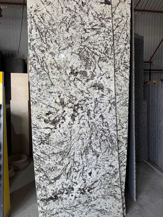 Alaska White granit /Usta xizmati bor / Сляпы