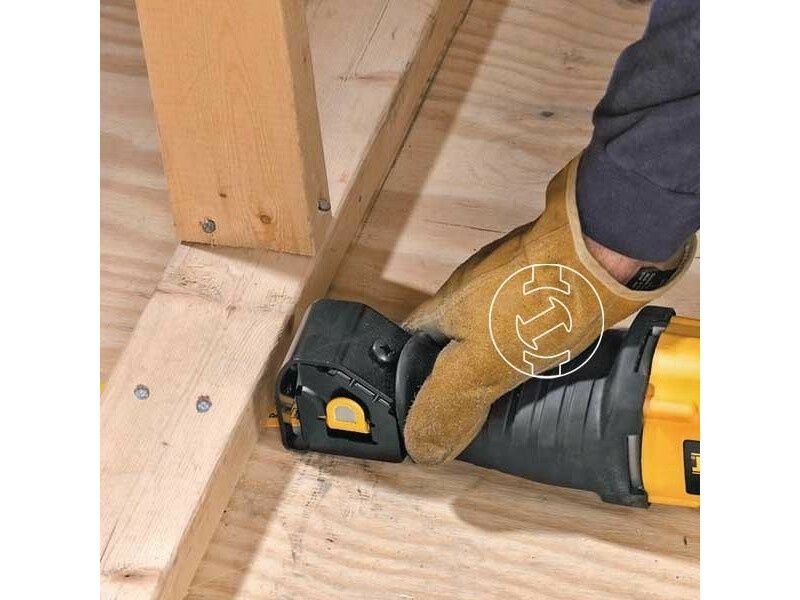 Fierastrau sabie Dewalt DWE305PK