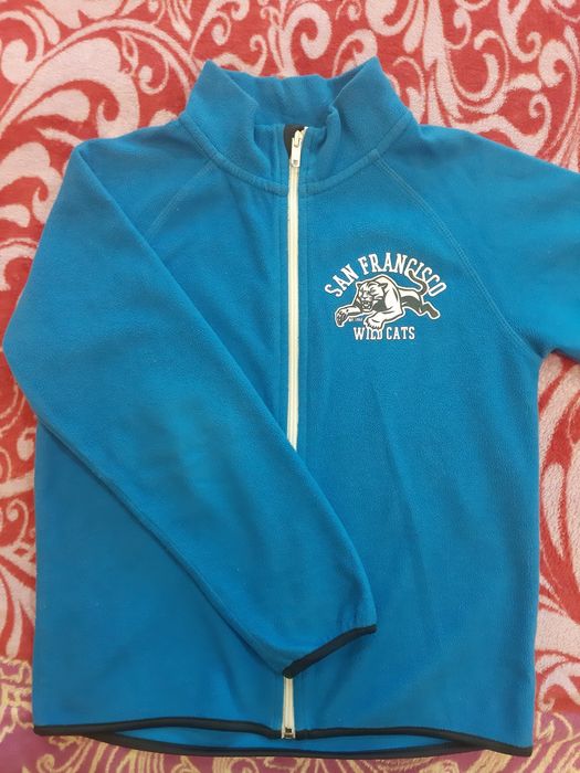 Продам б/у кофту H&M