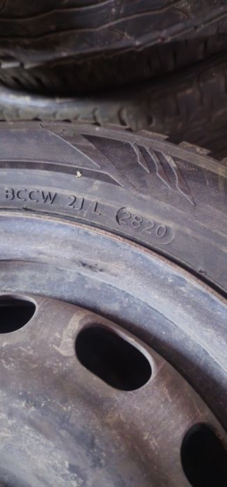 165/65R14 Зимни гуми 6мм + джанти 4x100