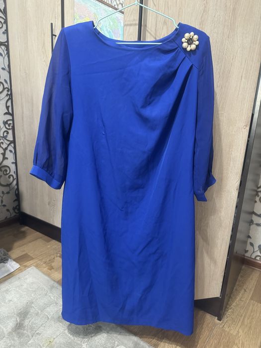 Женские плятья разние.Размера от 46 до 52