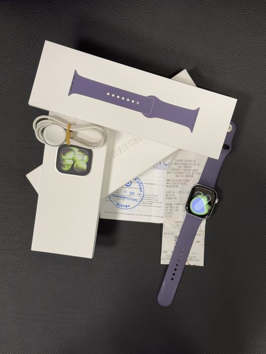 Продавам Apple Watch Series 11