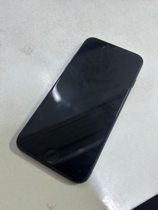 iPhone SE 2020 обмен а обе стороны