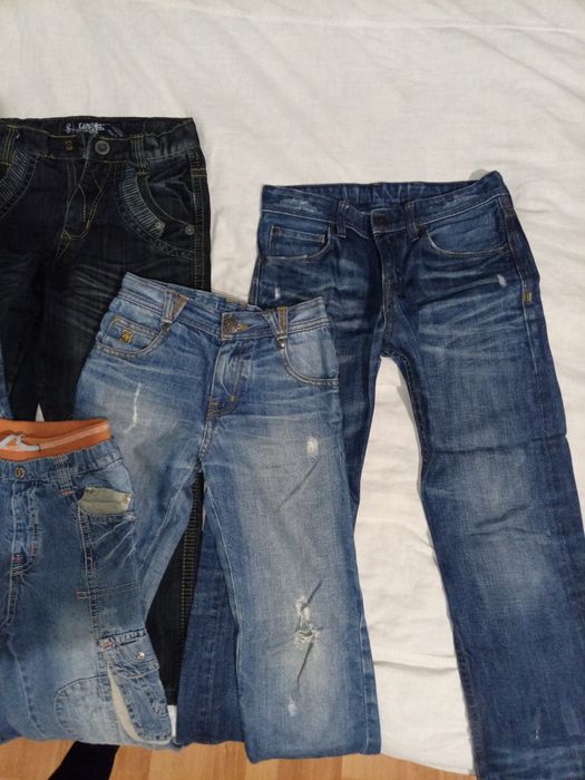 Джинсы.  Джинцы.