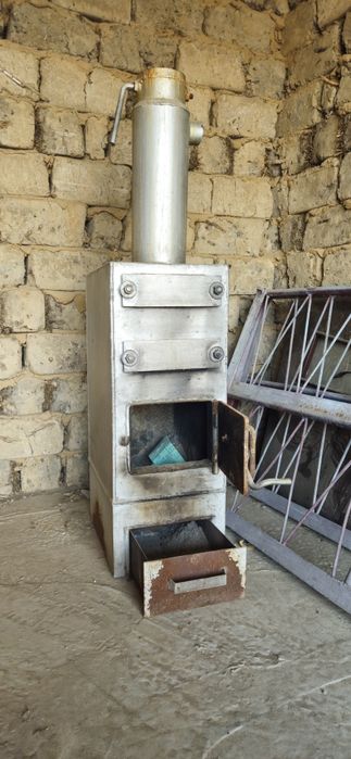 Домашний катёл, в отличном состоянии