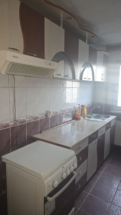 Vand apartament cu 2 camere