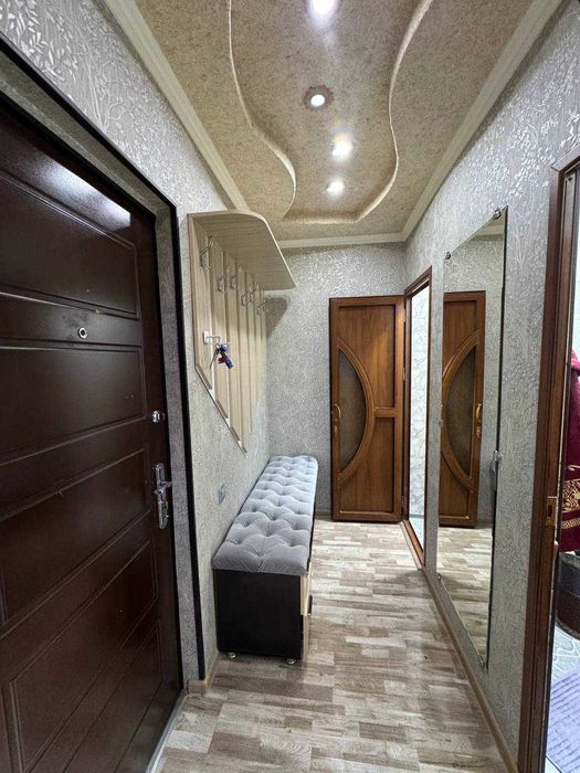 Сдаётся 1 комнатная квартира 2 этаж люкс