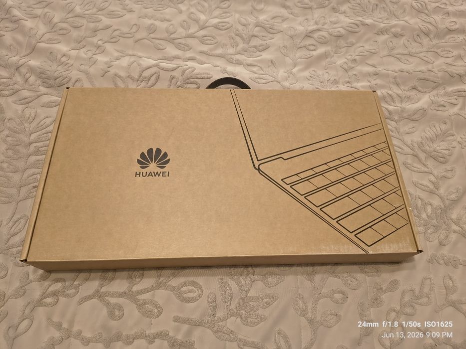 Laptop Huawei MateBook D15 cu procesor Intel Core i3-1115G4 pana la 4.10 GHz 15.6"  Full HD  8GB 256GB SSD  Intel UHD Graphics  Windows 11 Pro