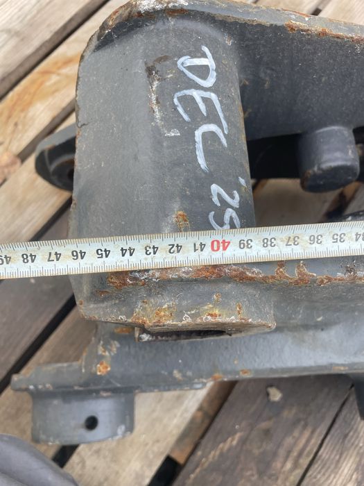 Culpaj mecanic buldoexcavator