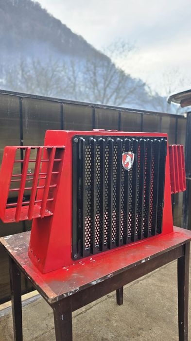 Vând  3 măști  de taf foarte tare