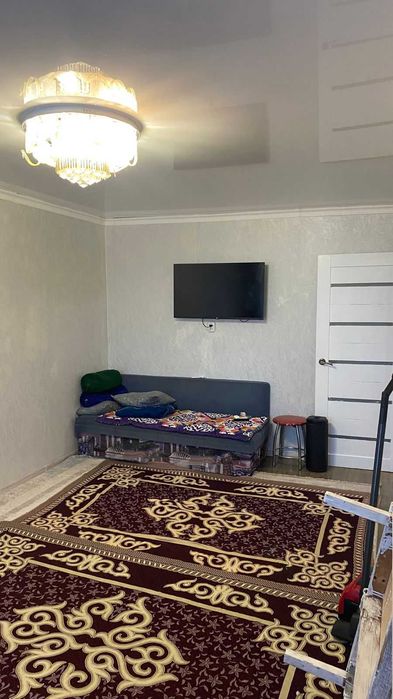 ПРОДАМ 3 комнатную у центрального рынка с ремонтом, мебелью и техникой