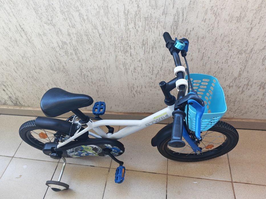 Bicicleta  16inch băieți cu roți ajutatoare