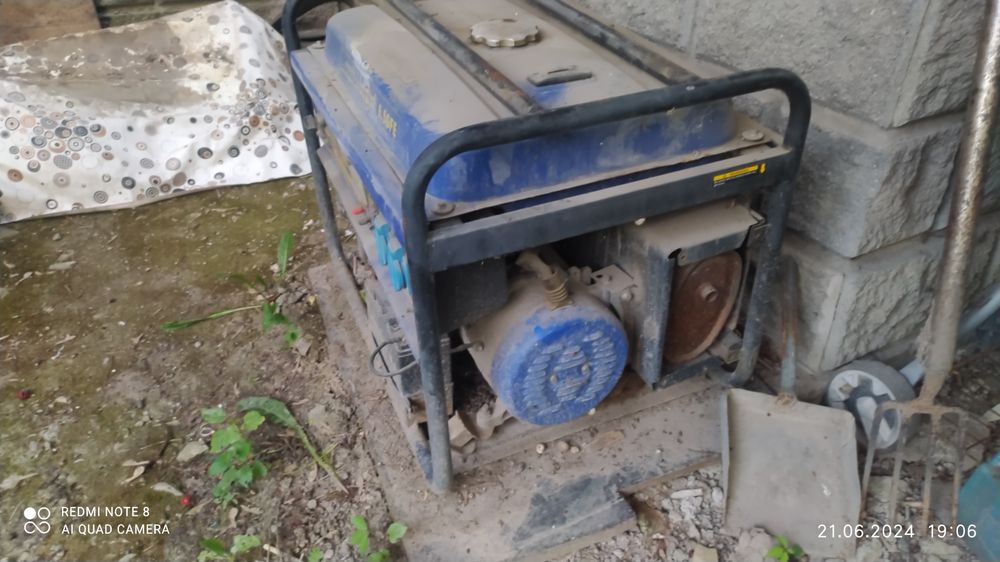 Продам Генератор бензиновый