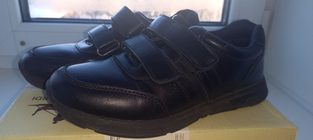 Ботинки 34 размер