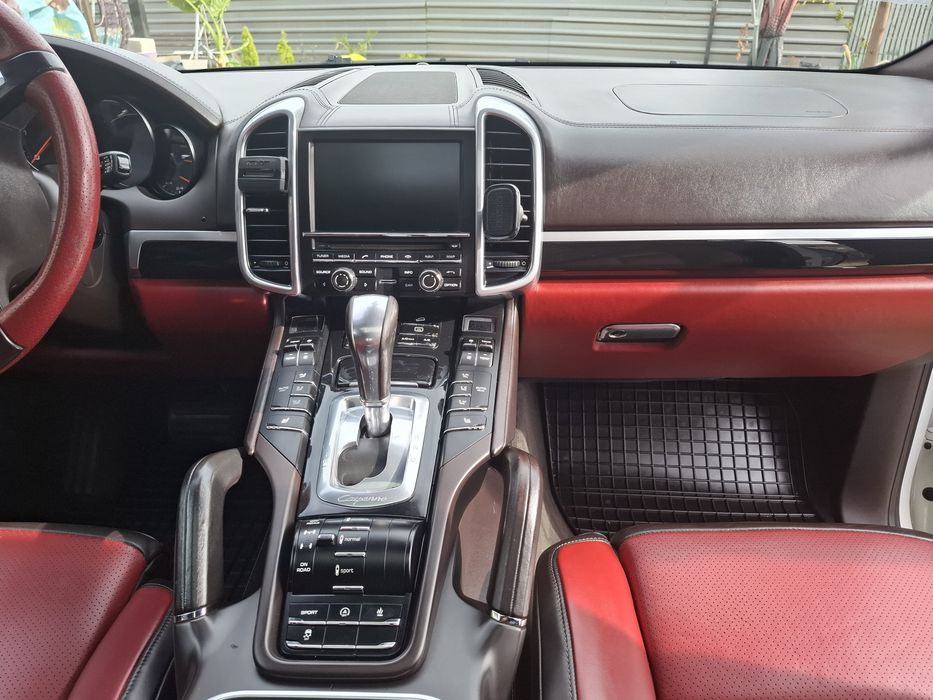 Vand porche cayenne