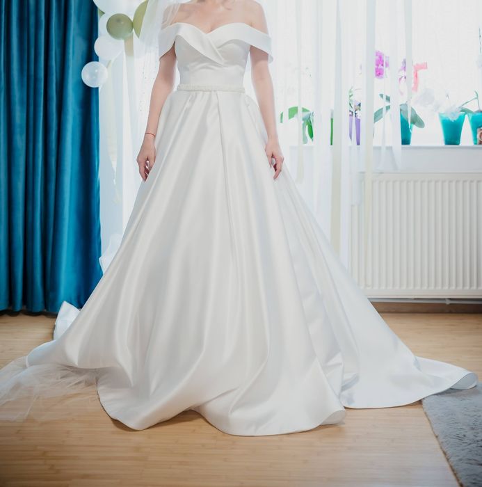 Rochie mireasa stil printesa