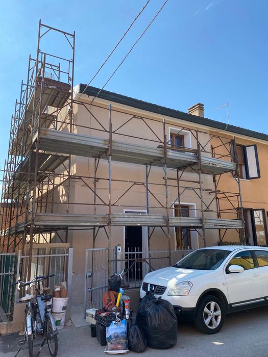 Finisaje interioare exterioare