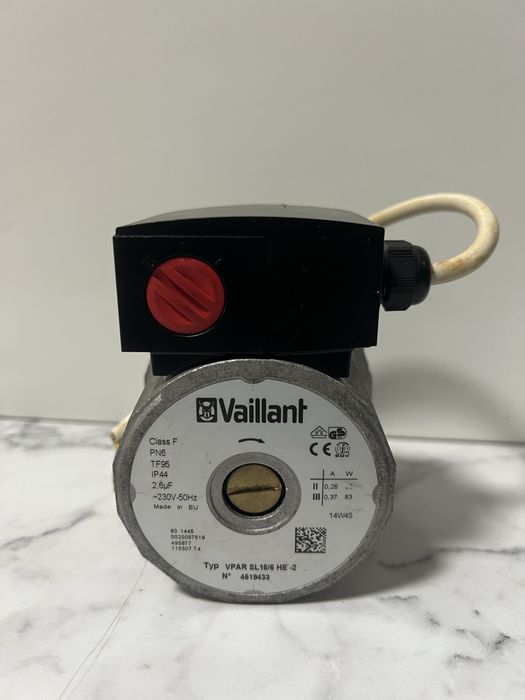Pompa recirculara vaillant in stare perfecta de fuctionare
