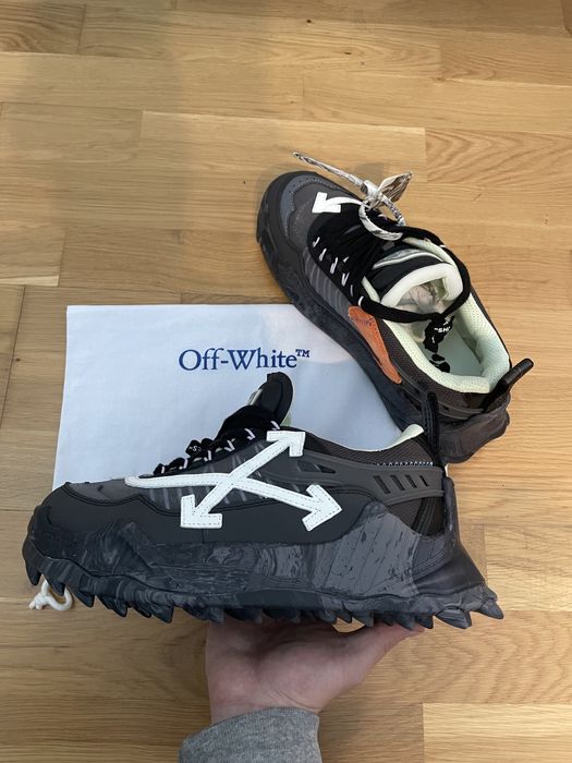 Off-White ODSY-1000